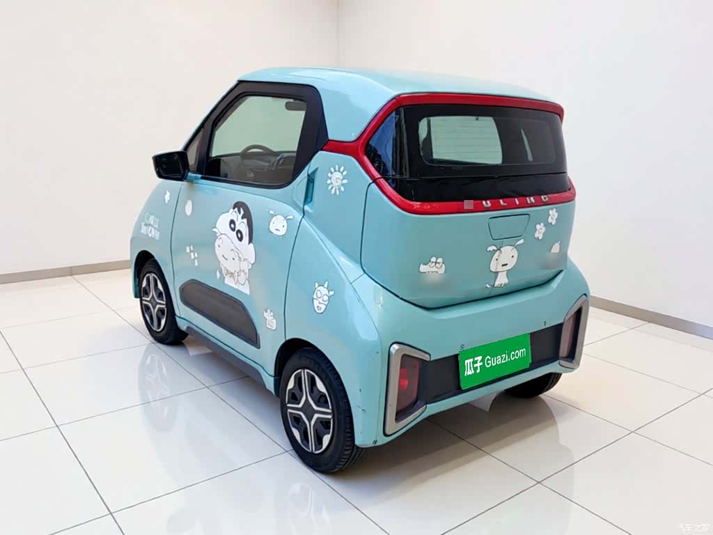 Wuling NanoEV, 2021 4