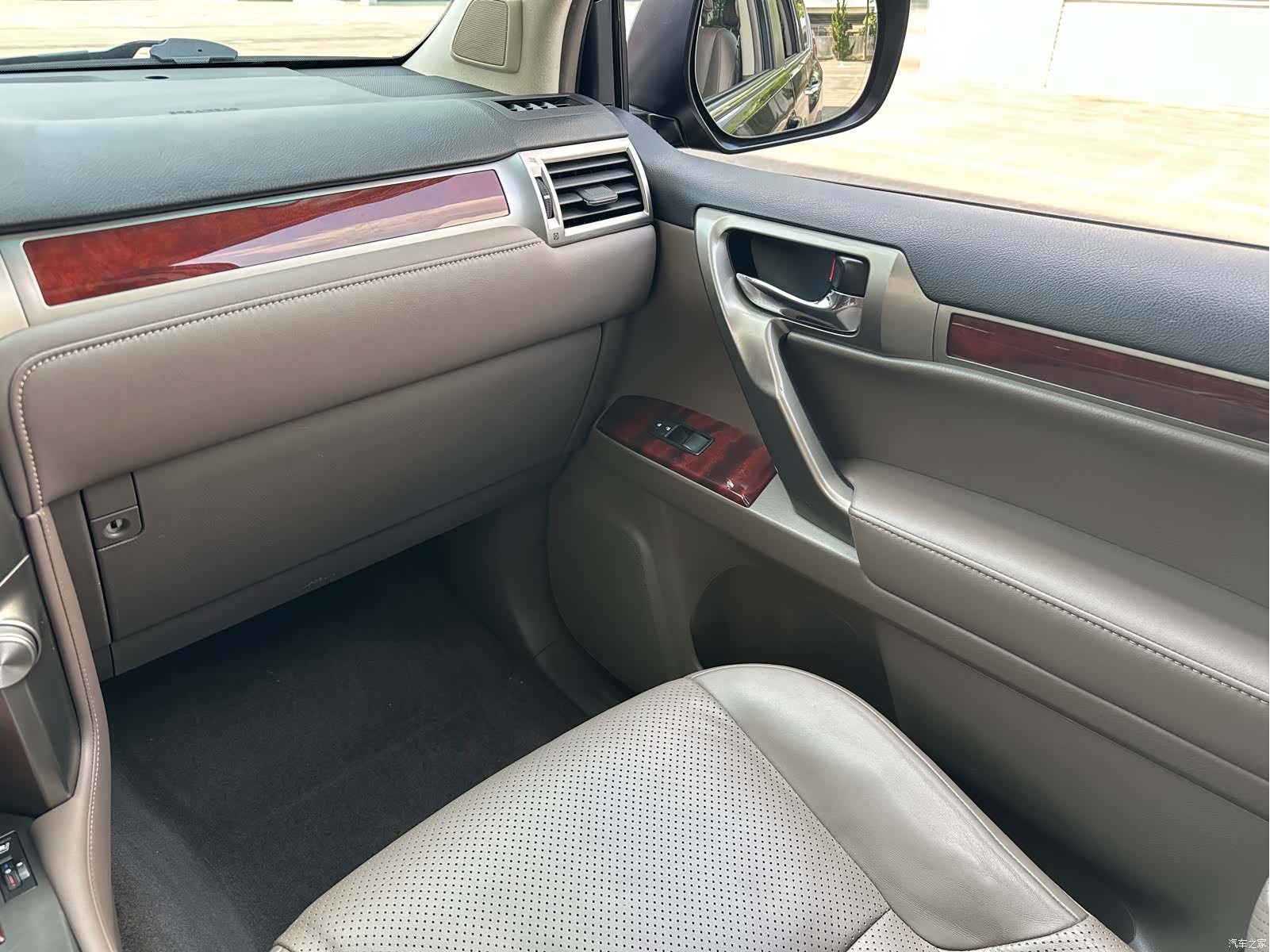 Lexus GX, 2013 47