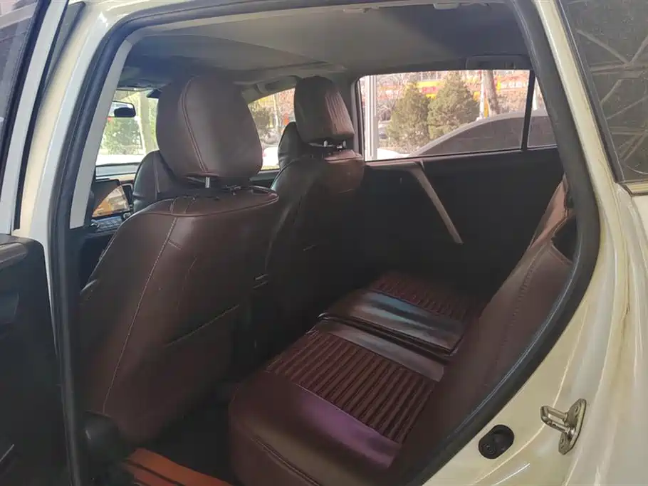 Toyota RAV4 Rongfang