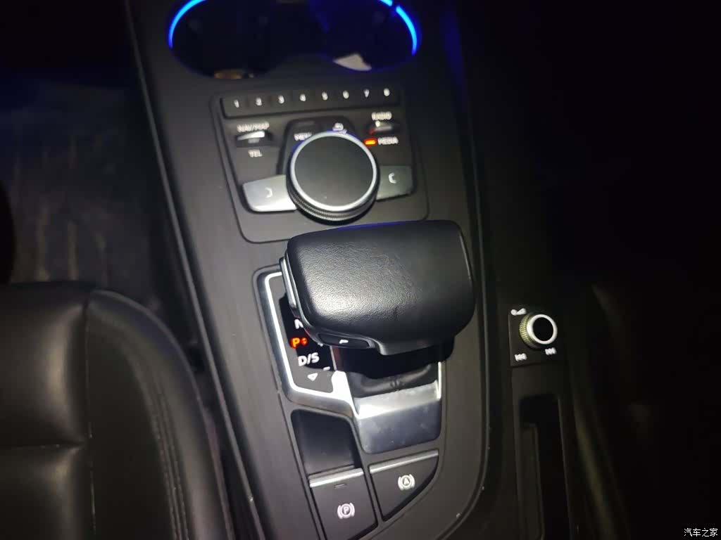 Audi A4L, 2017 10