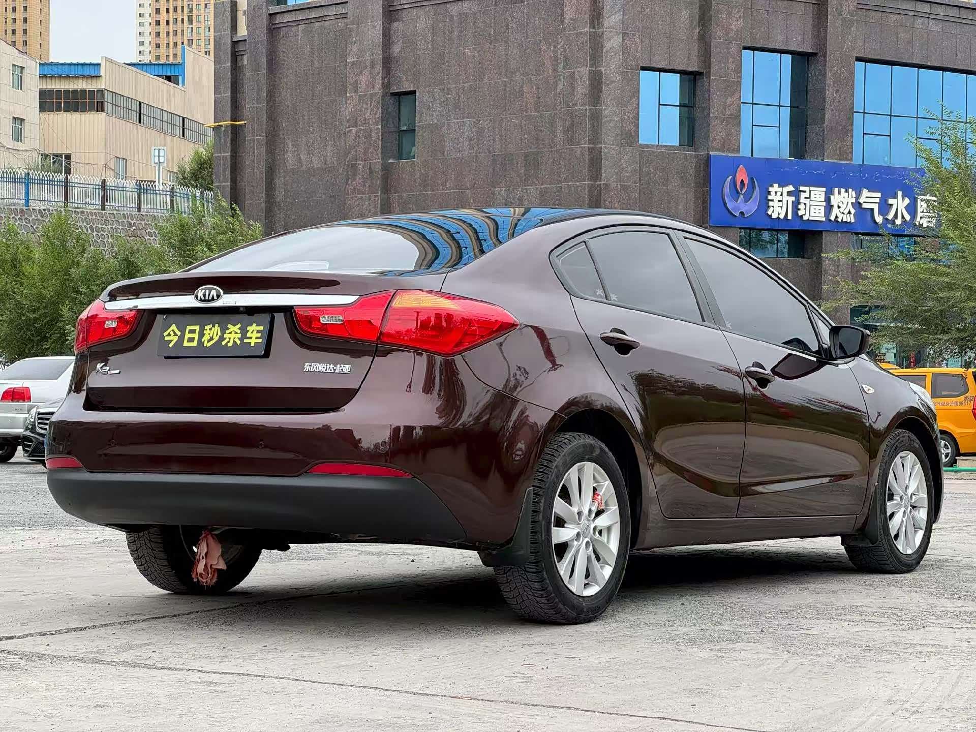 Kia K3, 2013 7