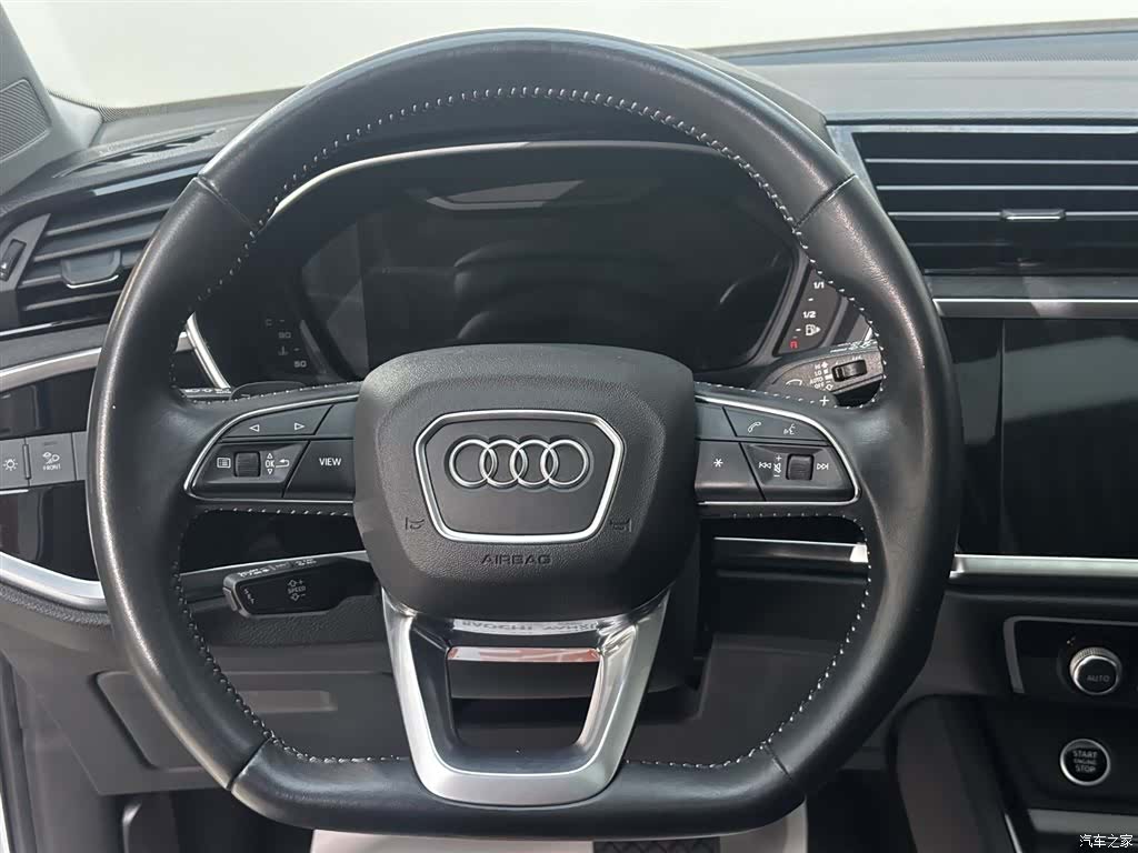 Audi Q3, 2022 14