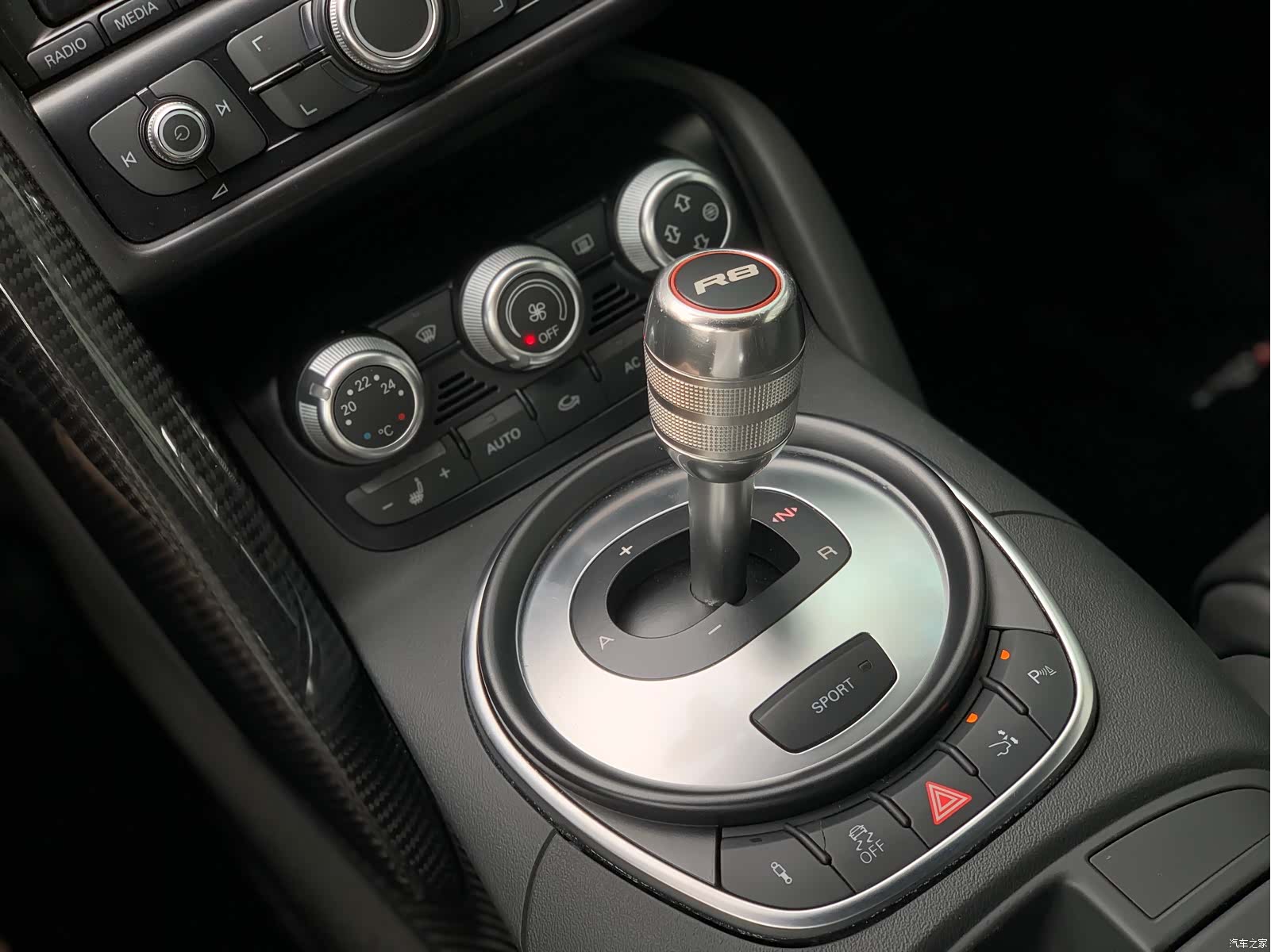 Audi TT, 2012 12