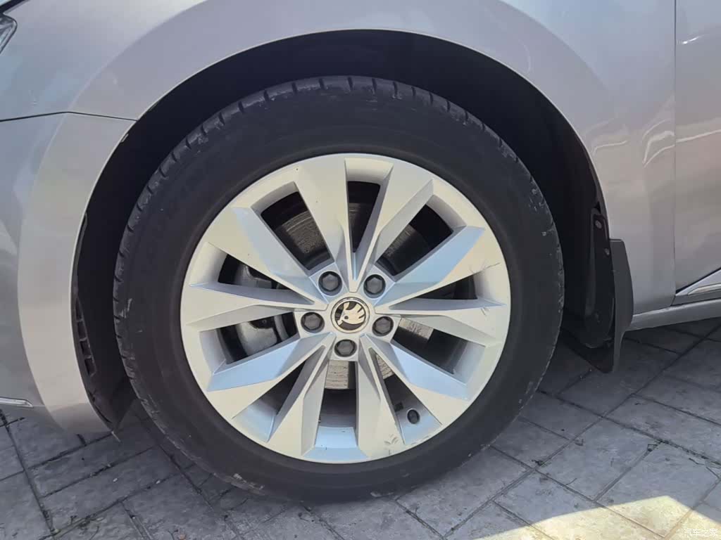 Skoda Superb, 2018 23