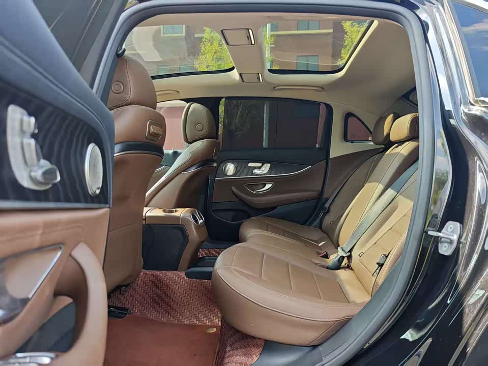 Mercedes-Benz E-class Mercedes-Benz E-class