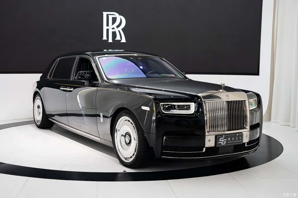 Rolls-Royce Phantom, 2021 2