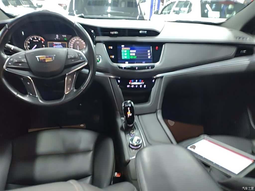 Cadillac XT5, 2020 10