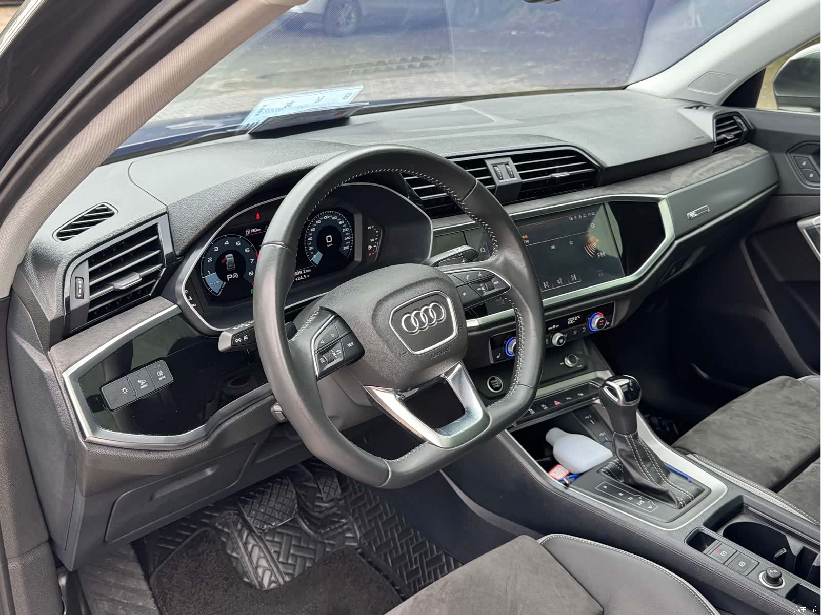 Audi Q3, 2021 12