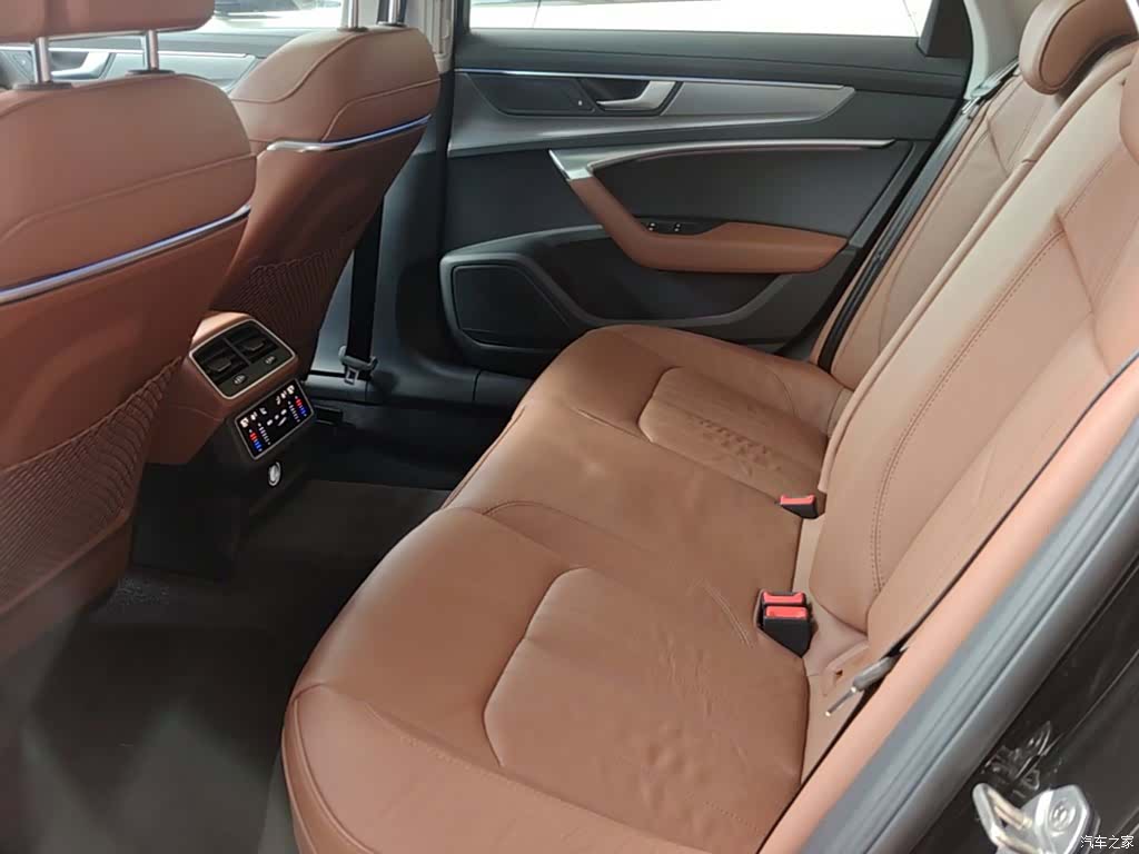 Audi A6L, 2020 12