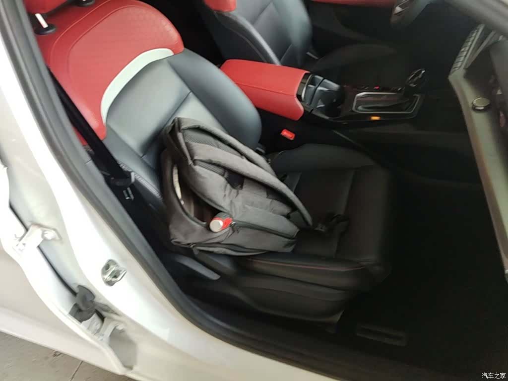 MG MG5, 2022 25