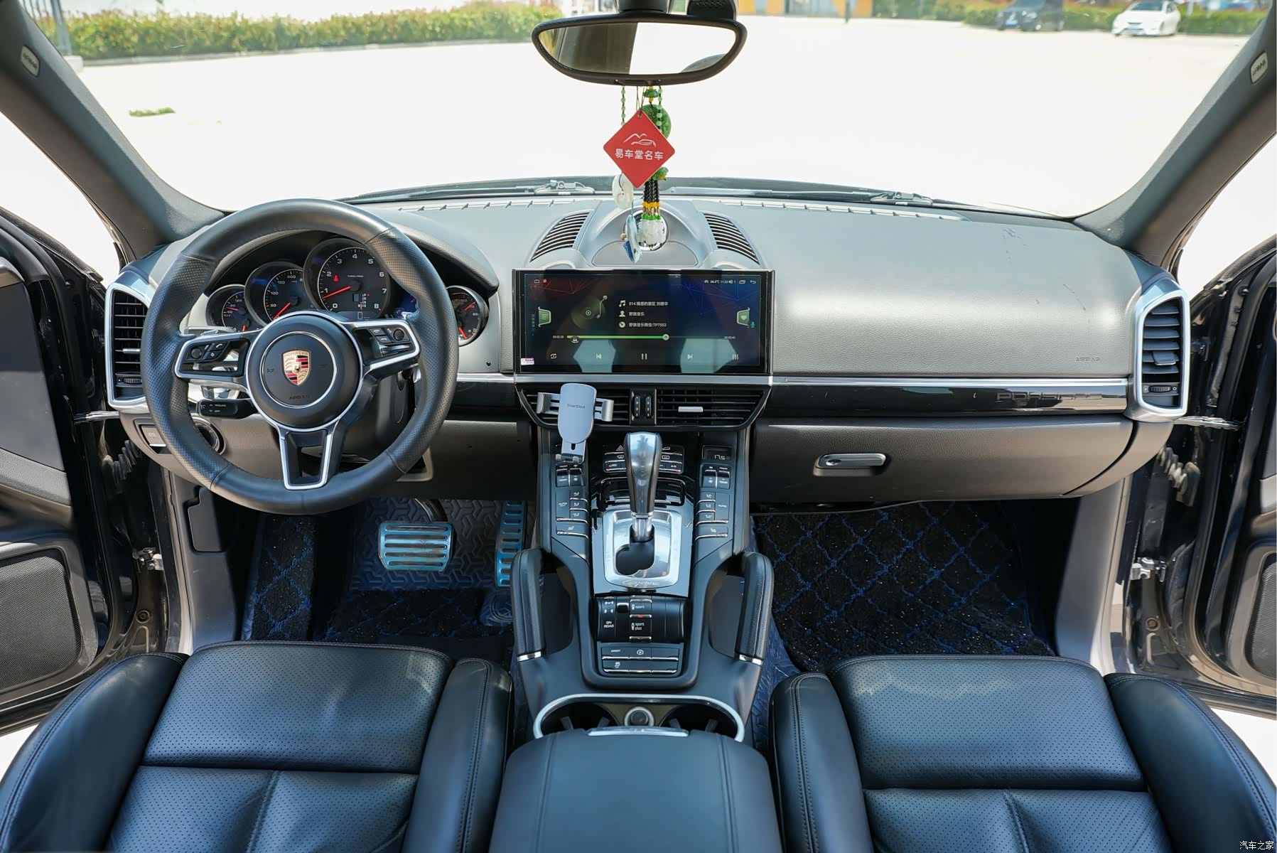 Mercedes-Benz G-Class, 2015 8