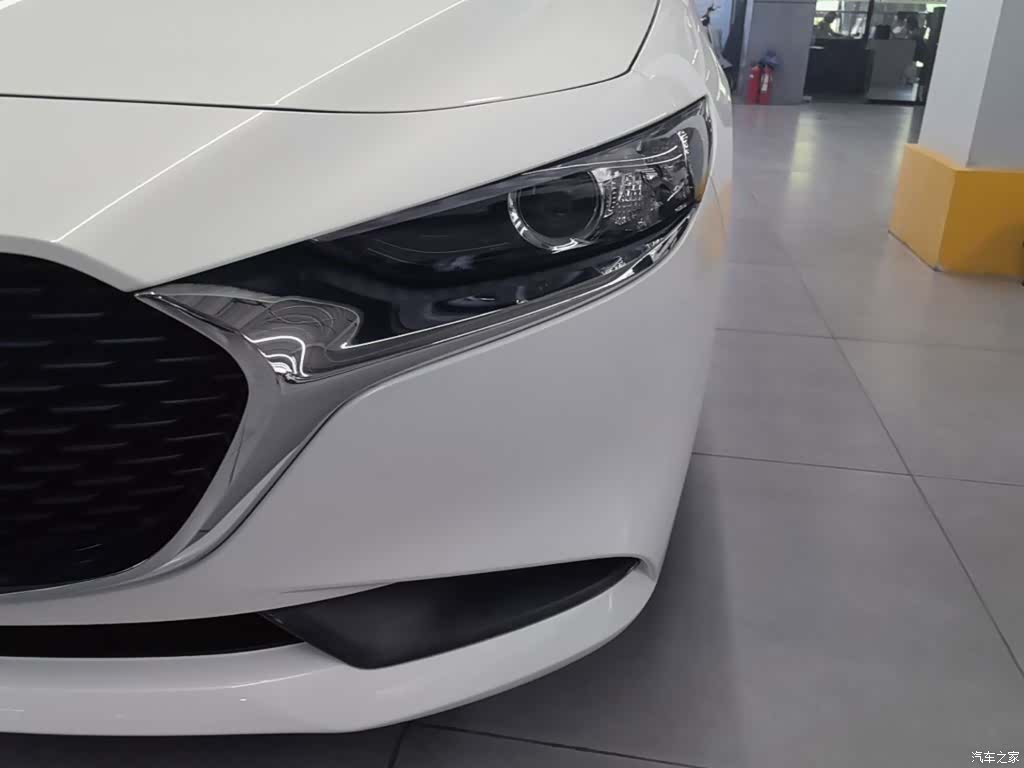 Mazda Mazda3, 2024 24