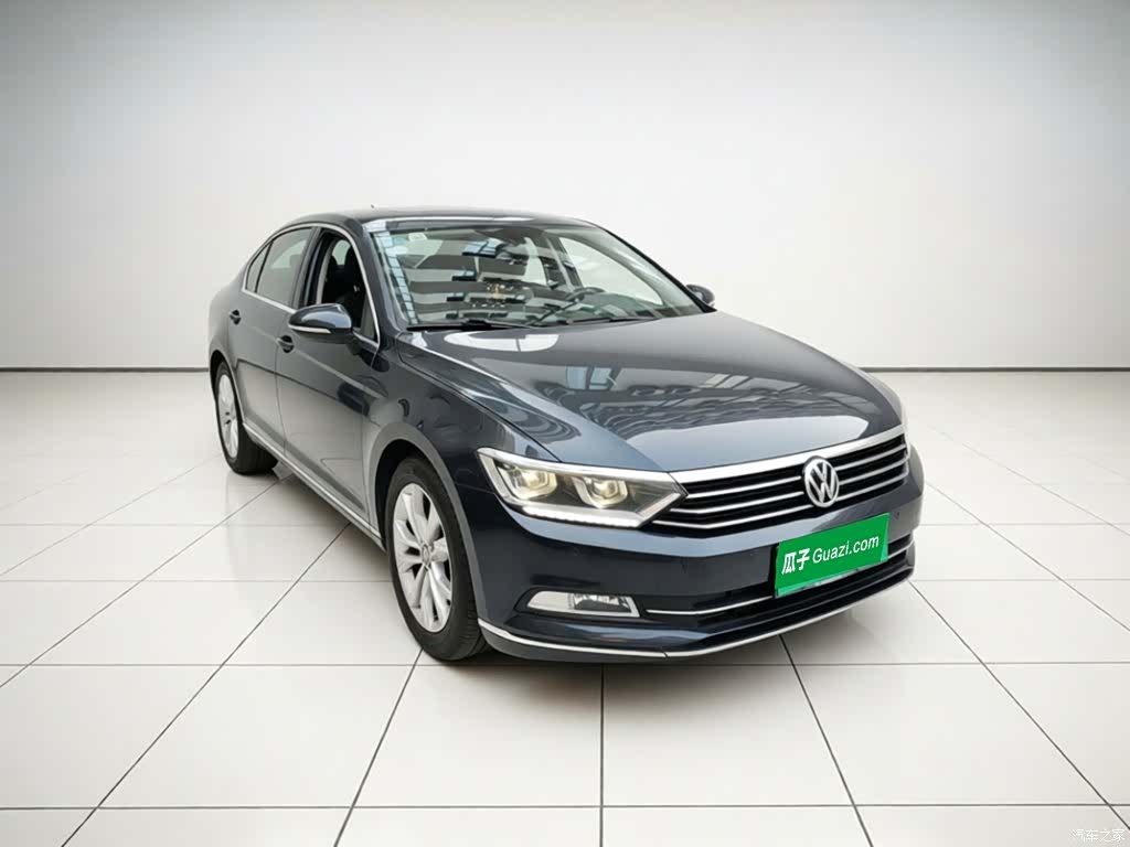 Volkswagen Magotan, 2018 3