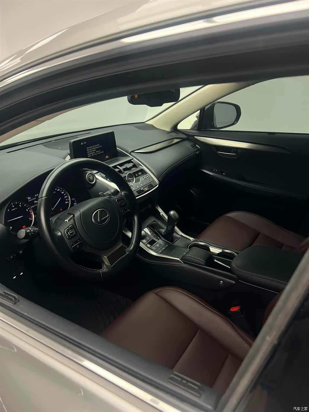 Lexus NX, 2021 17