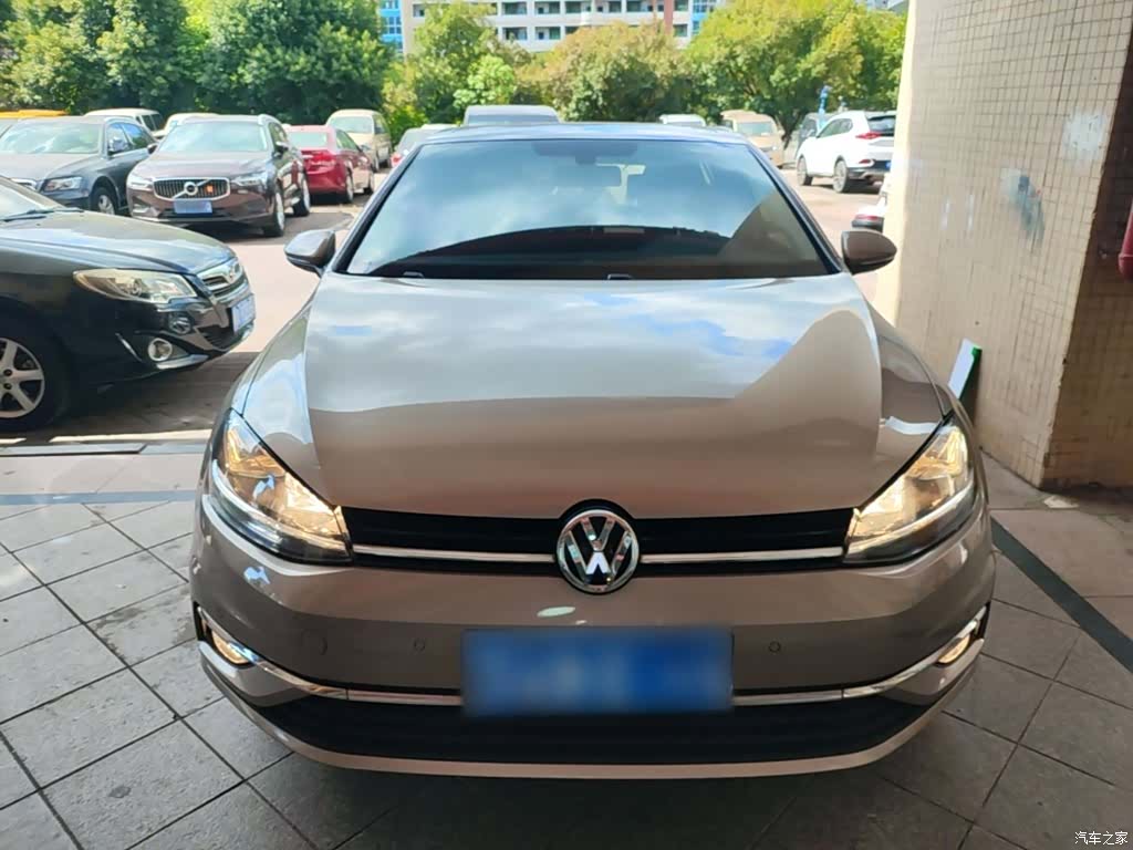 Volkswagen Golf, 2019 3