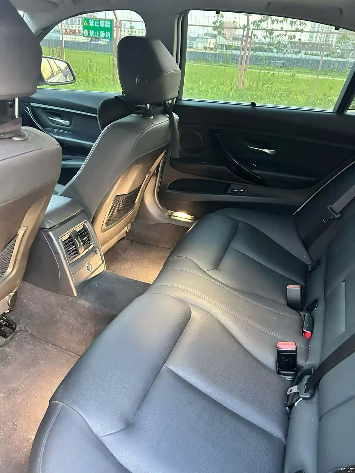 BMW 3 Series, 2016 6
