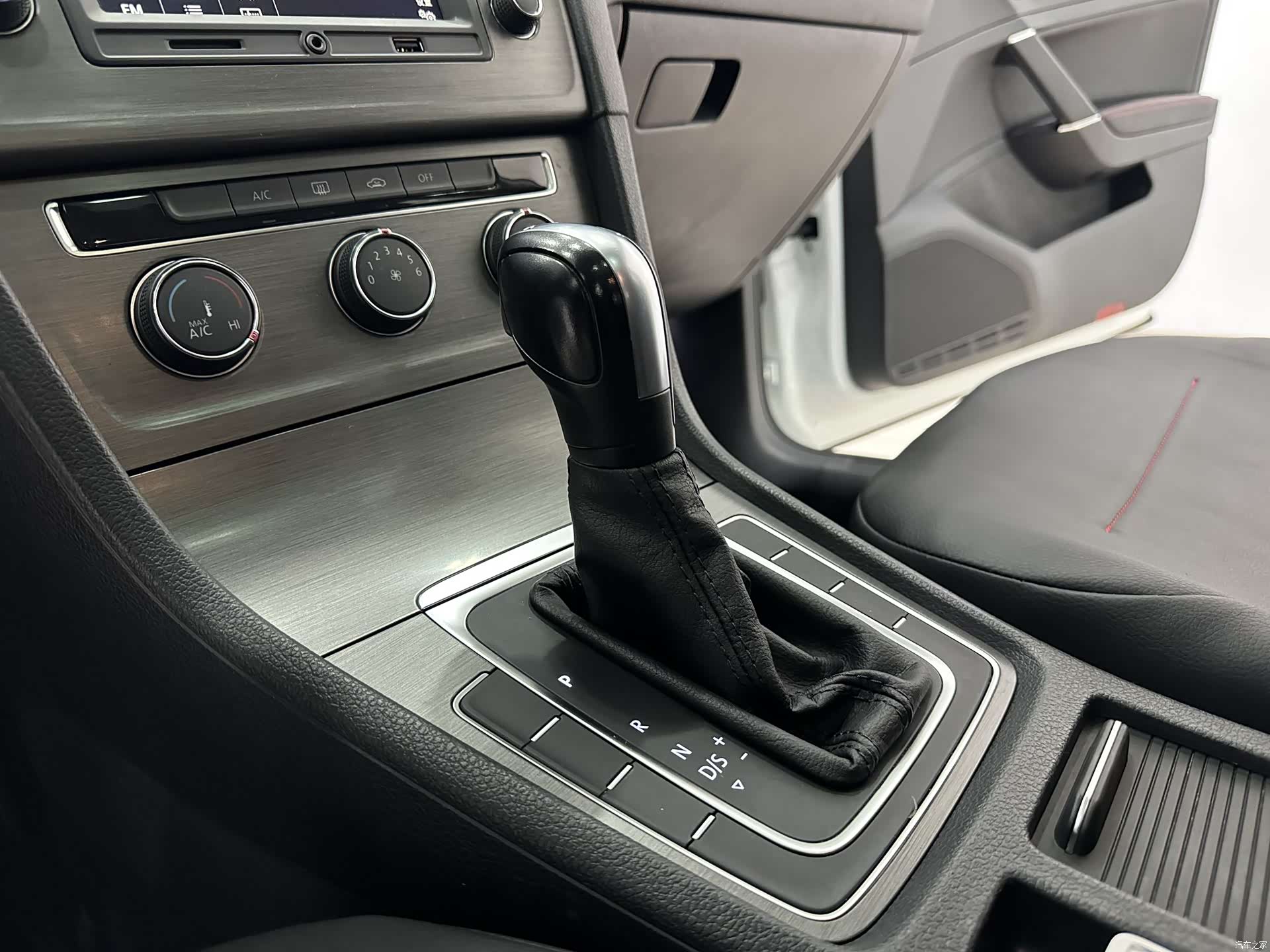 Volkswagen Golf, 2016 25