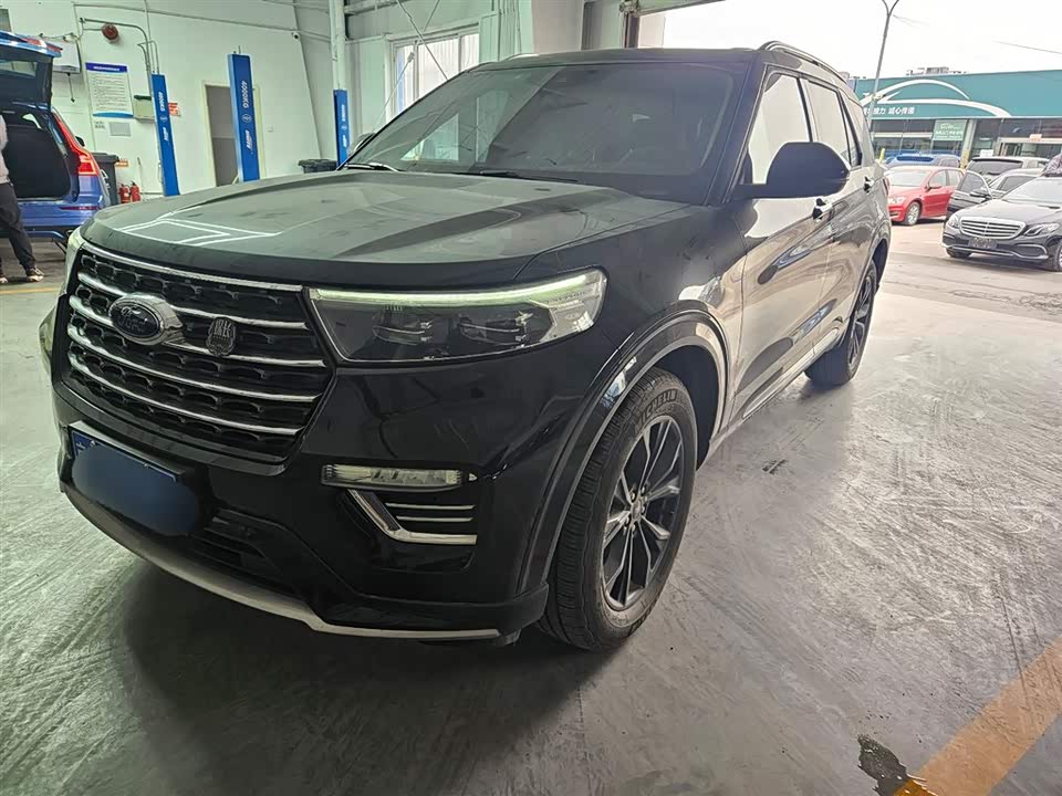 Ford Explorer