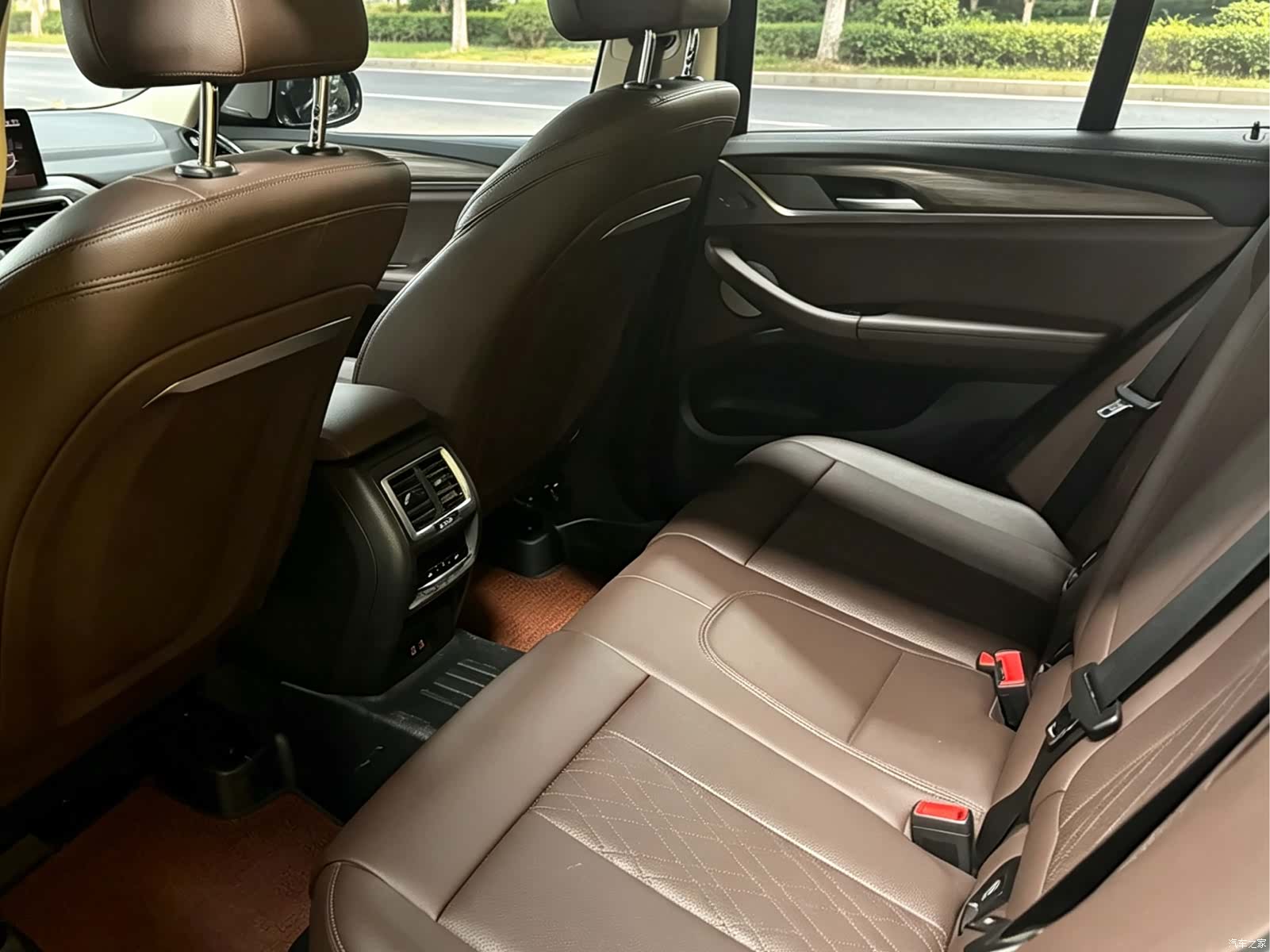 BMW X3, 2022 все фото