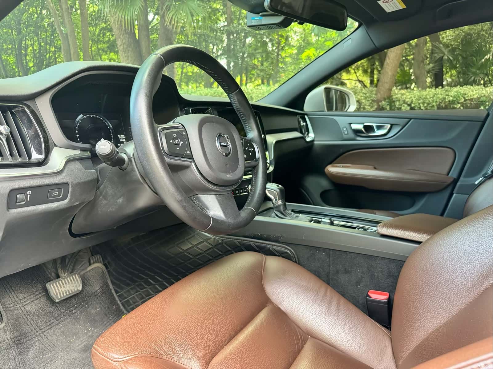 Volvo S60, 2021 все фото