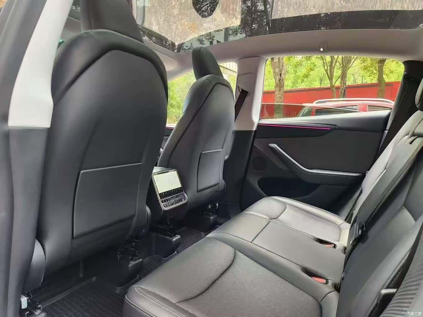 Tesla Model Y, 2025 все фото