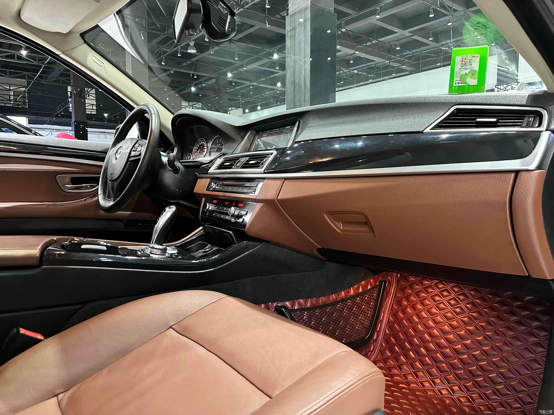 BMW 5 Series, 2016 12