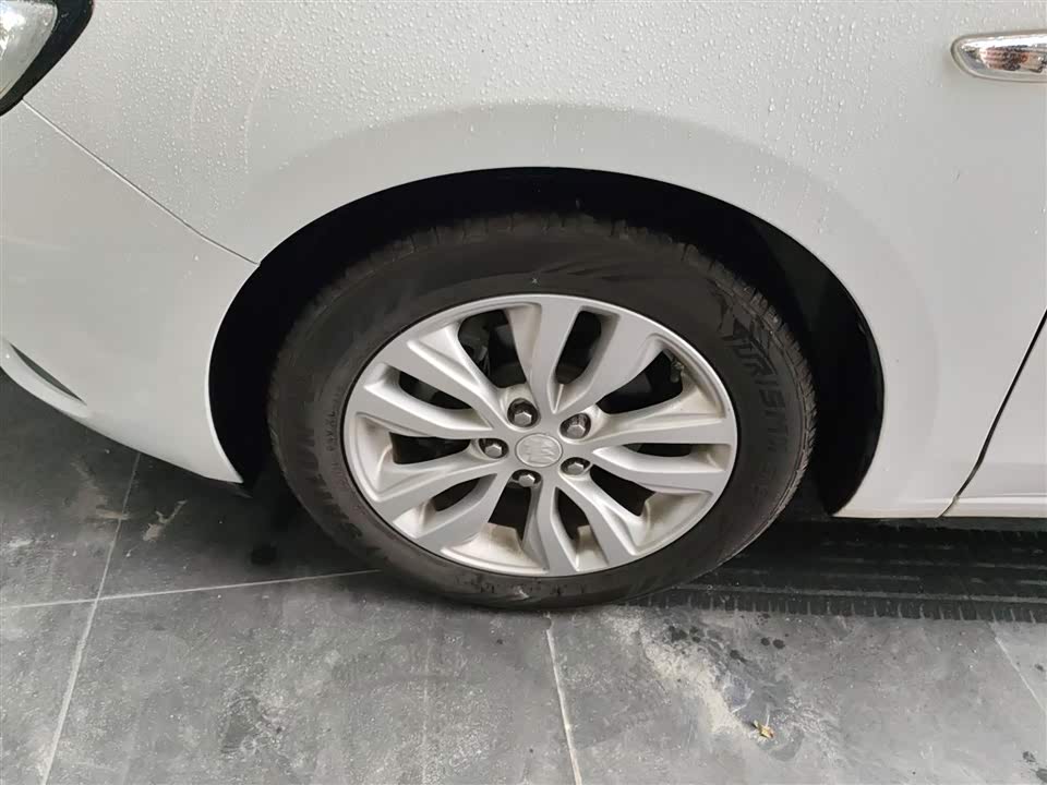 Buick Yinglang Buick Yinglang