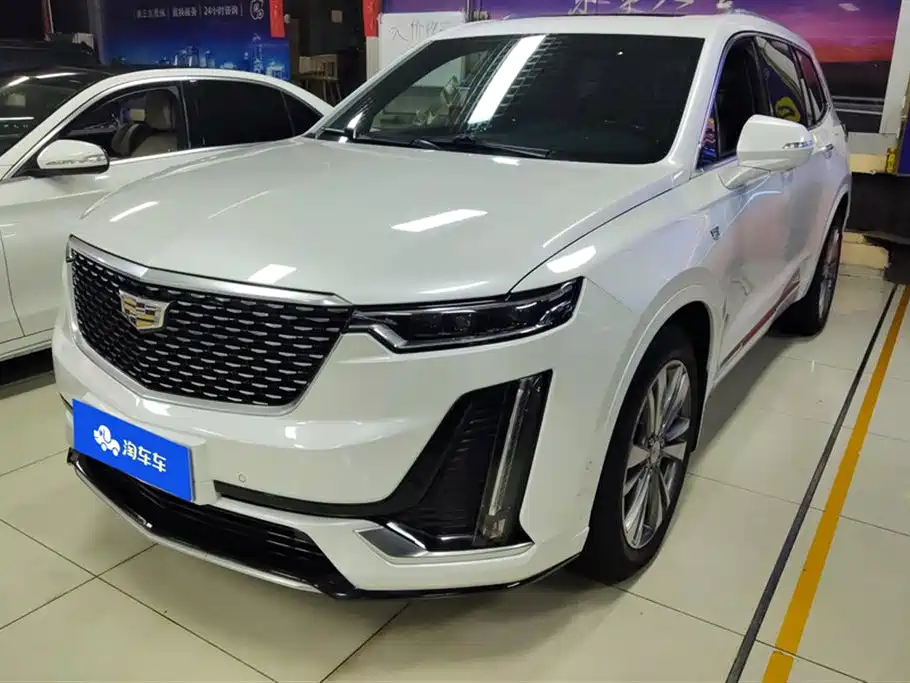 Cadillac XT6