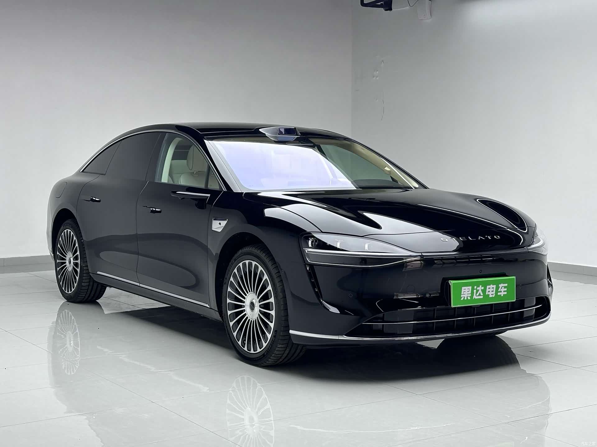 Stelato S9, 2025 3