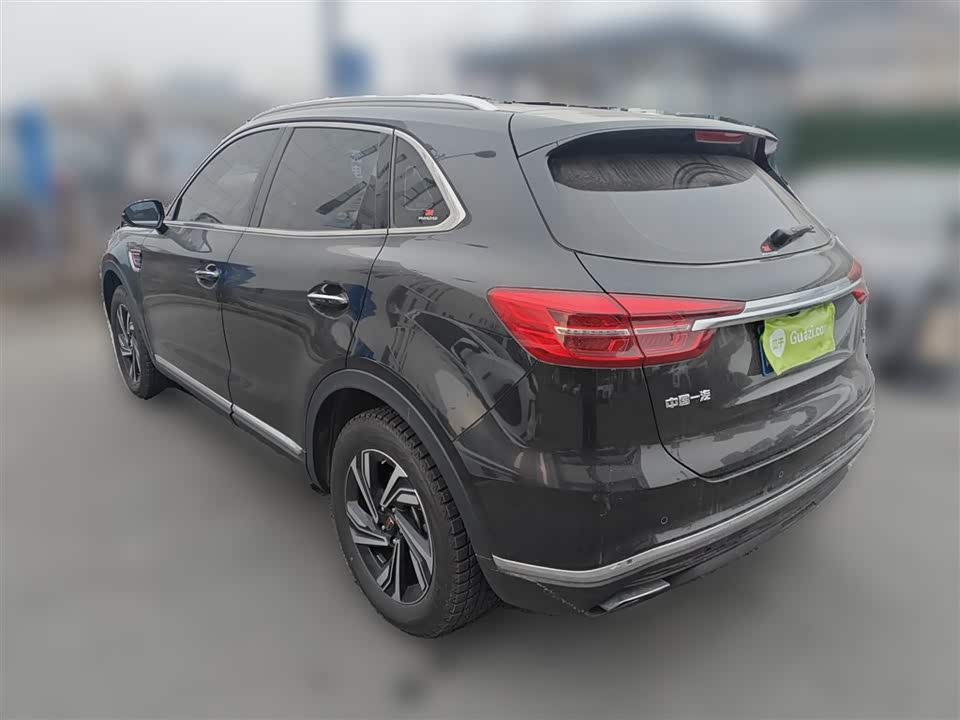 Hongqi HS5