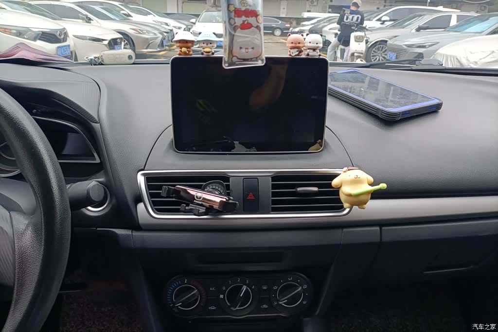 Mazda Mazda3, 2016 13