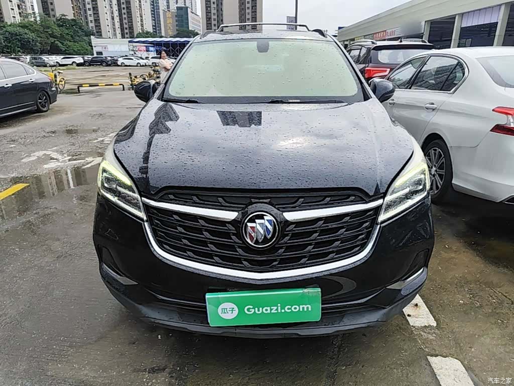 Buick Envision Plus, 2021 3