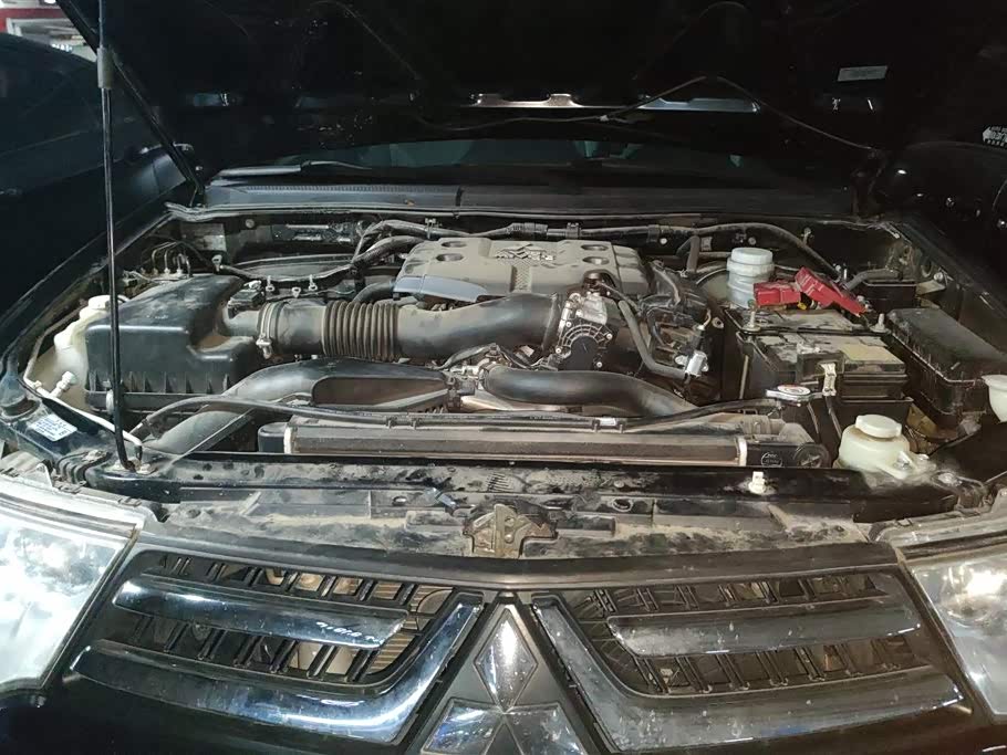 Mitsubishi Pajero Jinchang