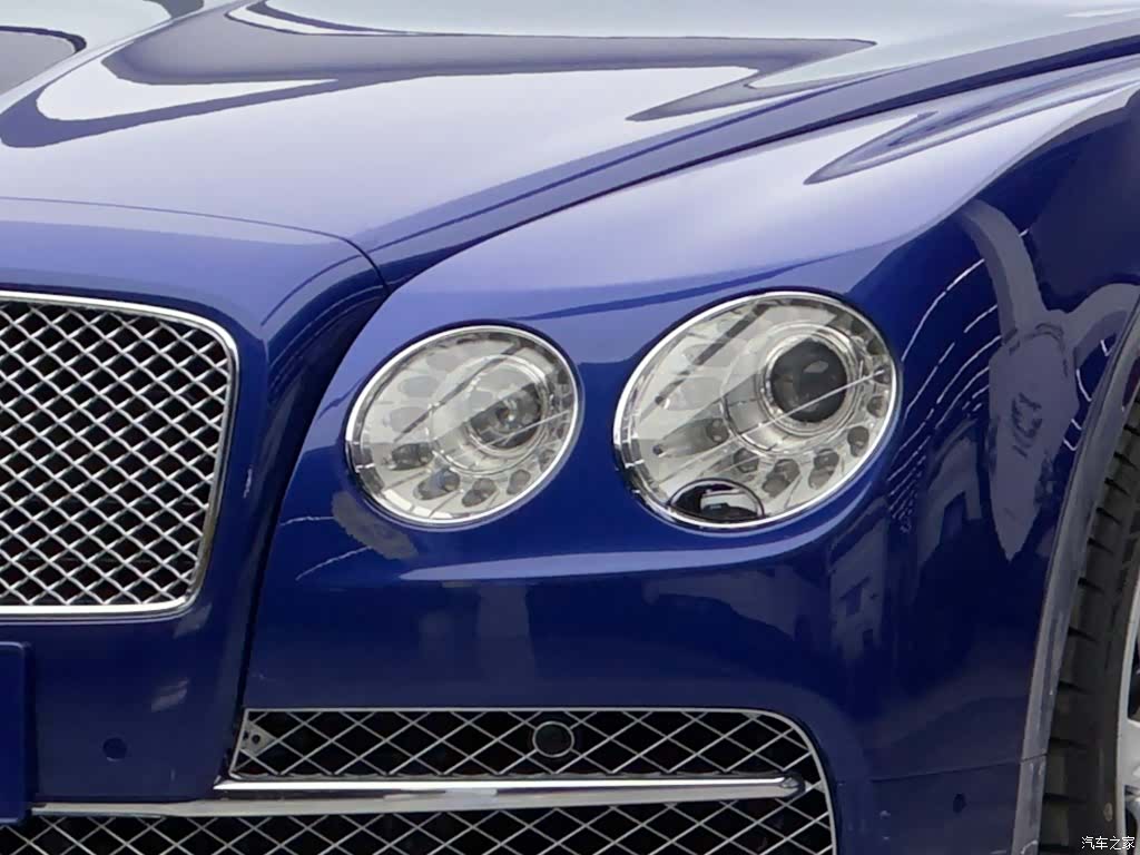 Bentley Flying Spur, 2019 3