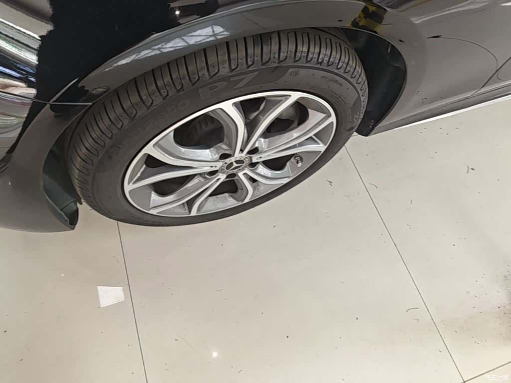 Mercedes-Benz E-Class, 2024 23