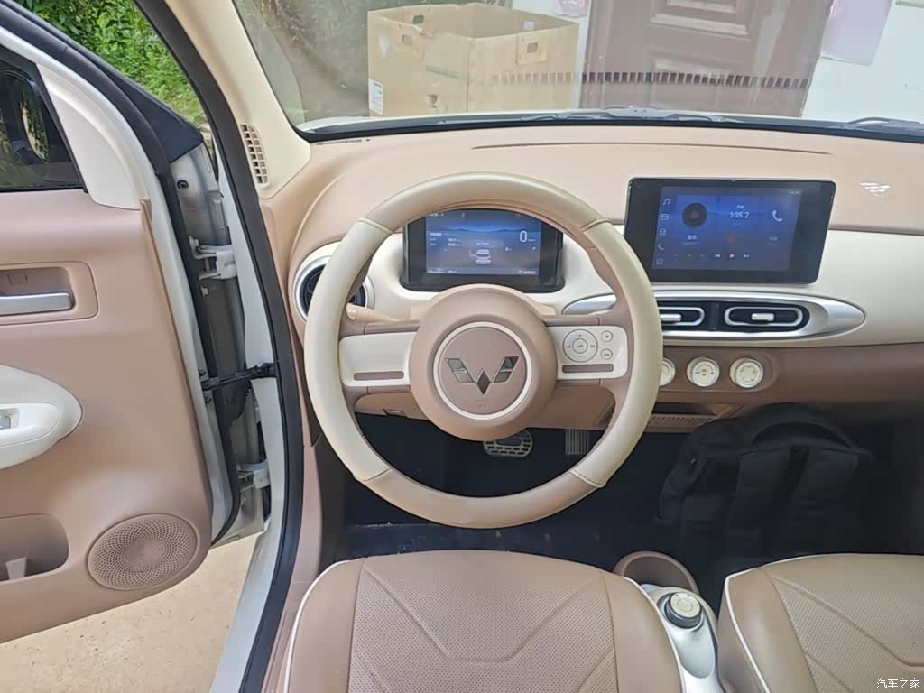 Wuling MINIEV, 2025 11