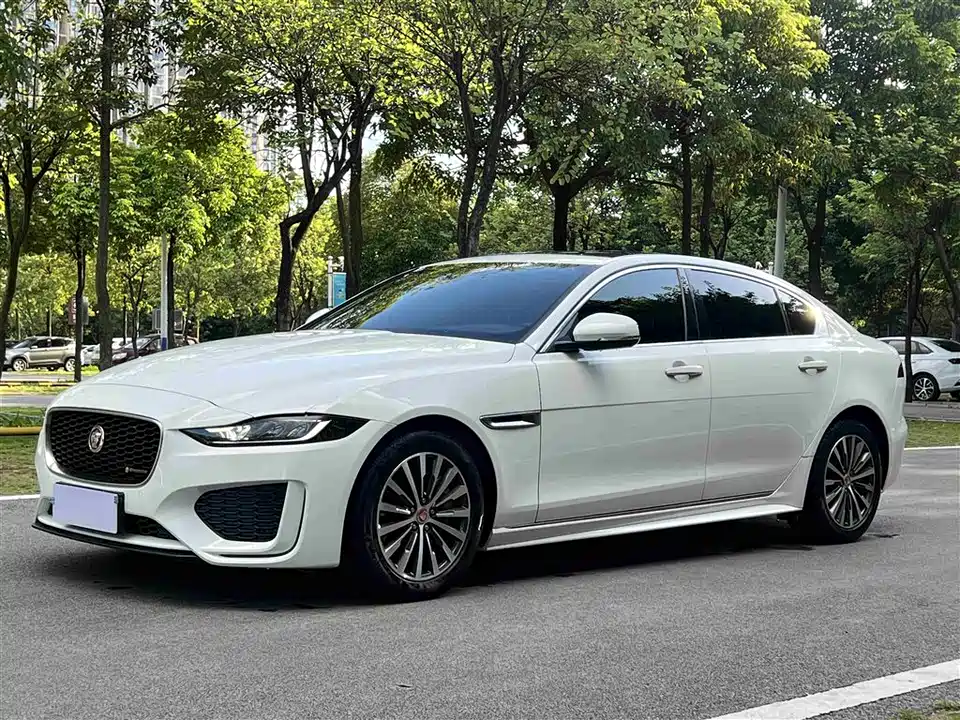 Jaguar XEL
