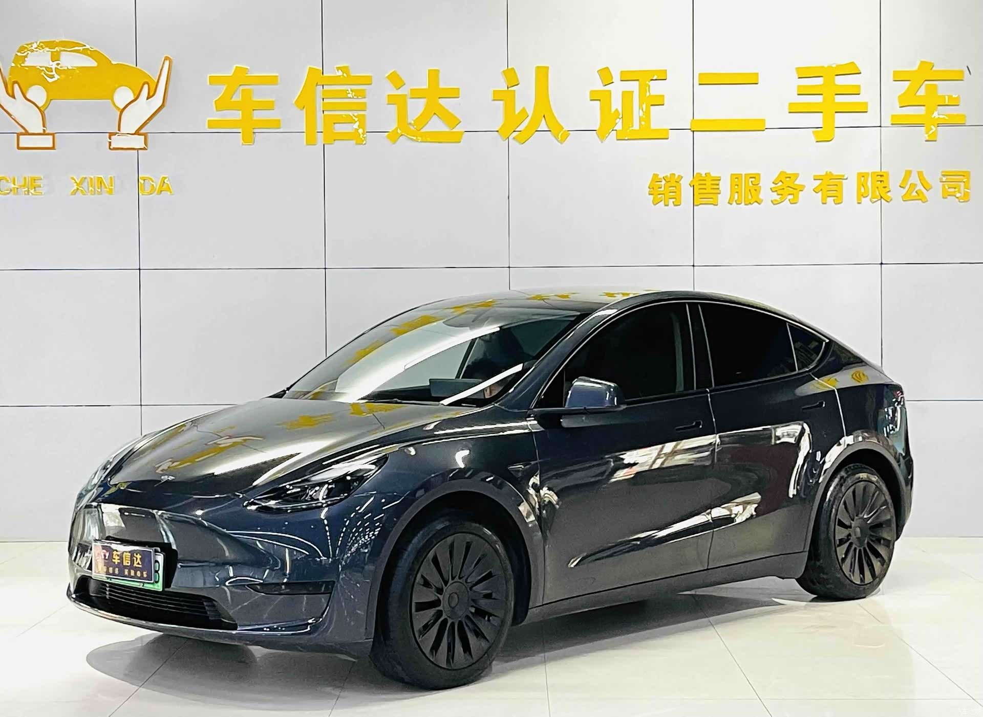 Tesla Model Y, 2025 8