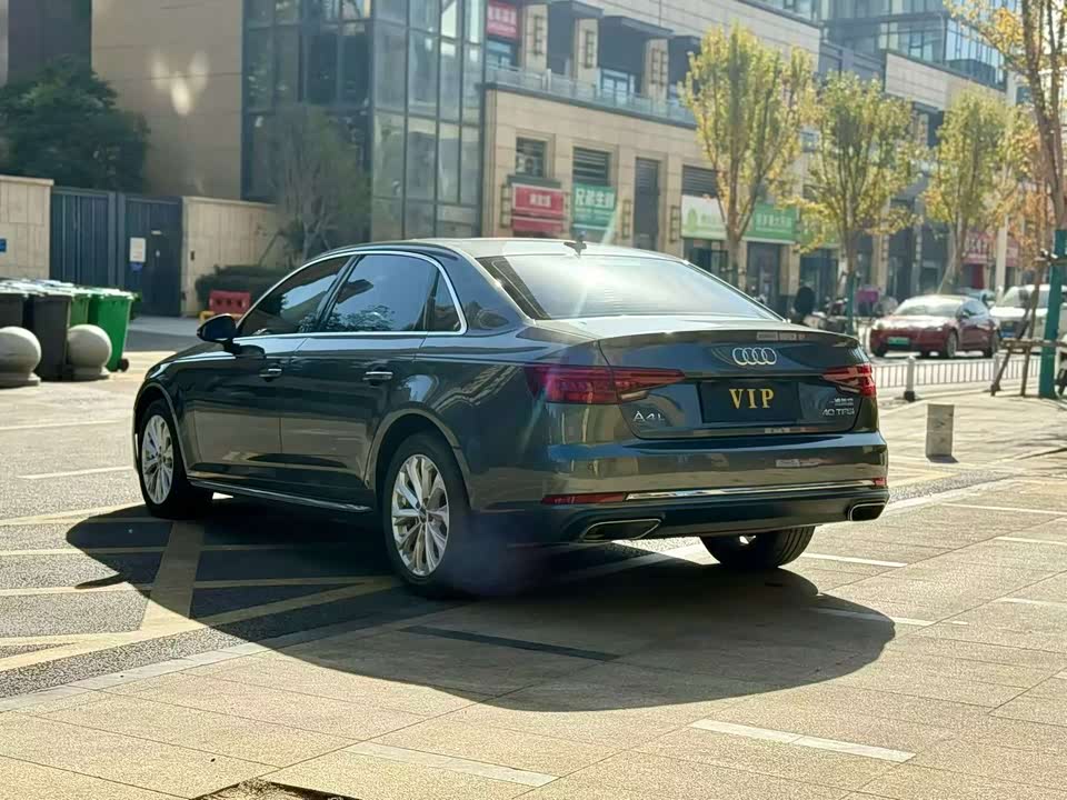 Audi A4L
