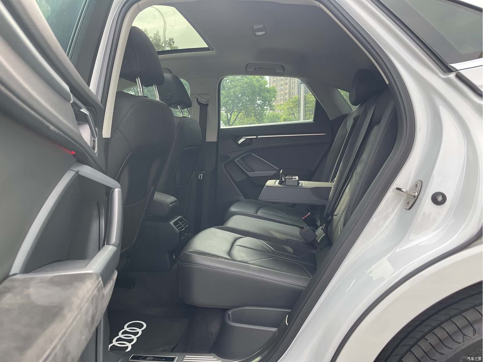 Audi Q3, 2021 16