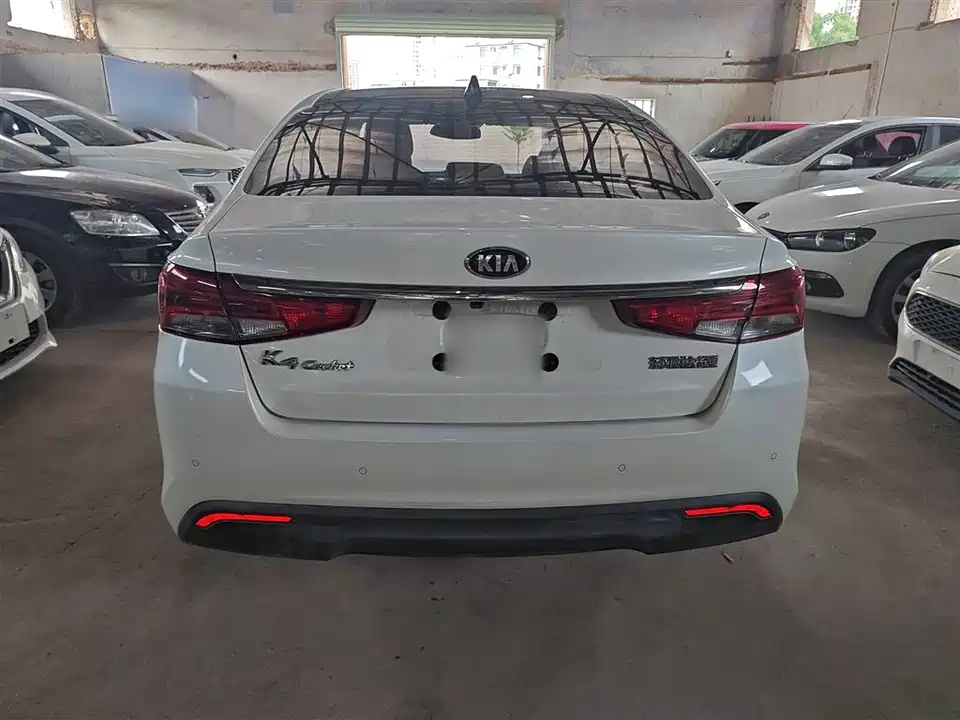 Kia K4