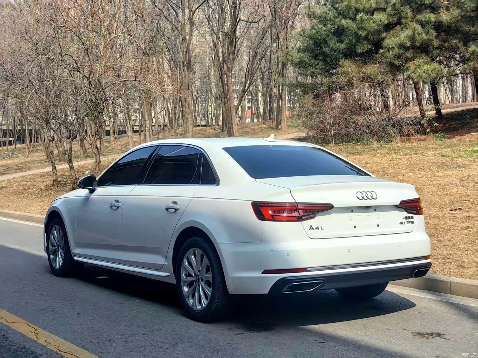 Audi A4L, 2019 4