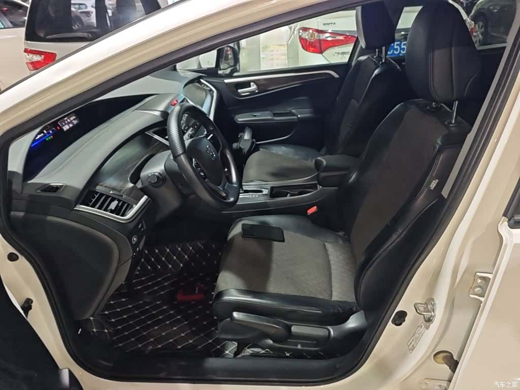 Honda Jade, 2019 15