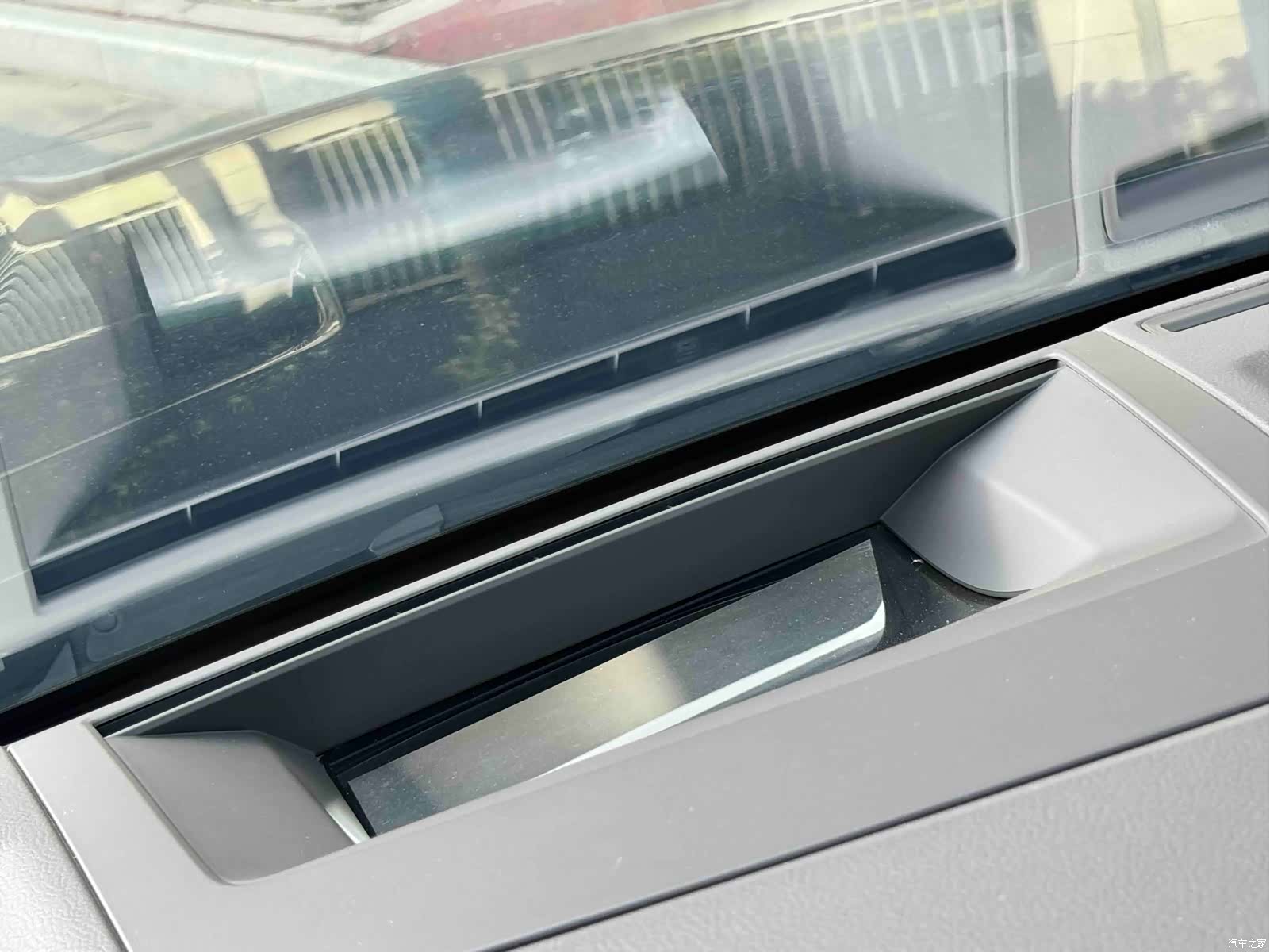 Volkswagen Touareg, 2020 16