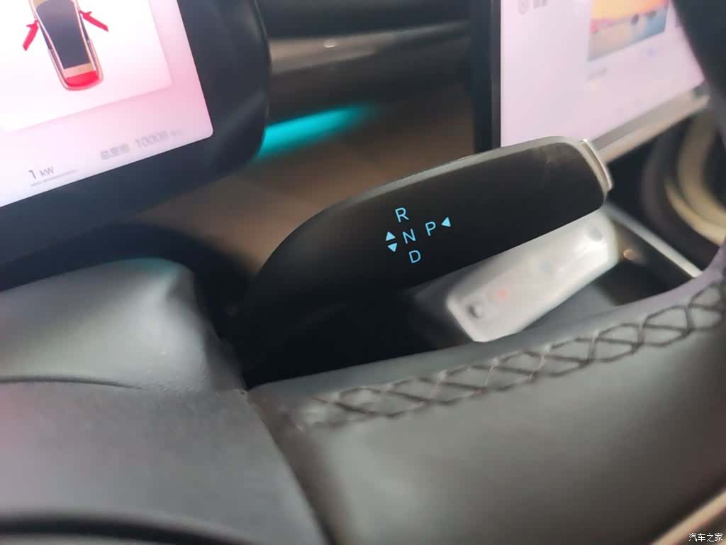 BYD Dolphin, 2025 14