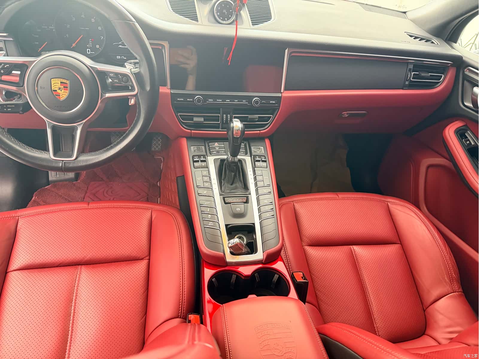 Porsche Macan, 2020 9