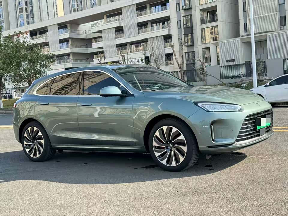 AITO Ask the world M5