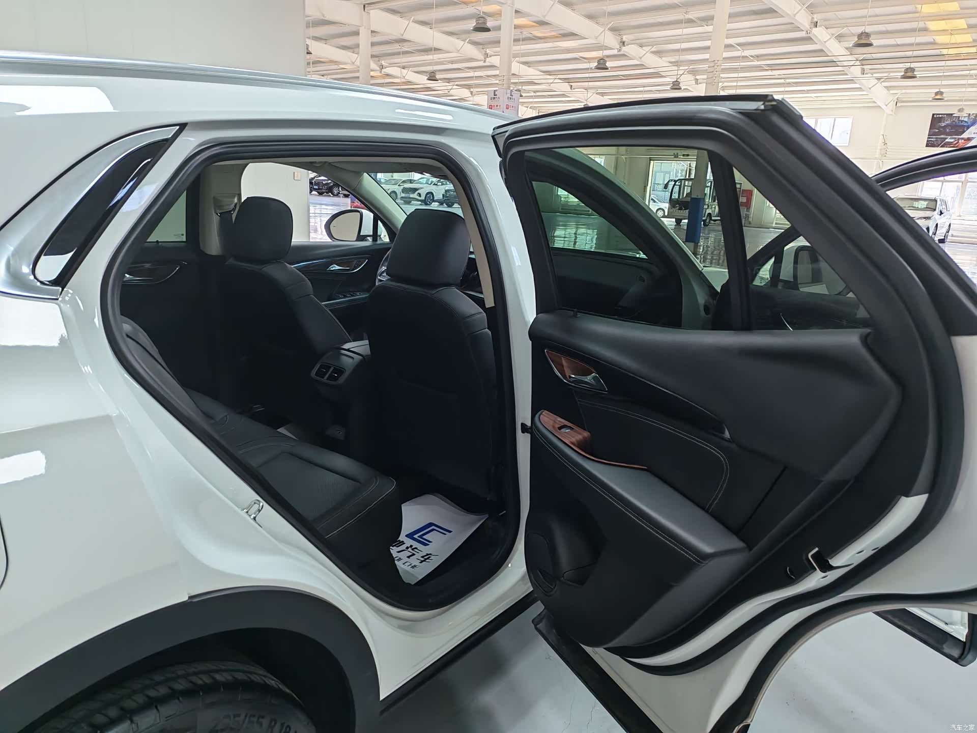 Buick Envision, 2022 14