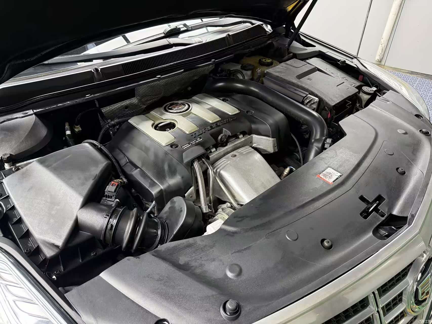 Cadillac XTS, 2013 8