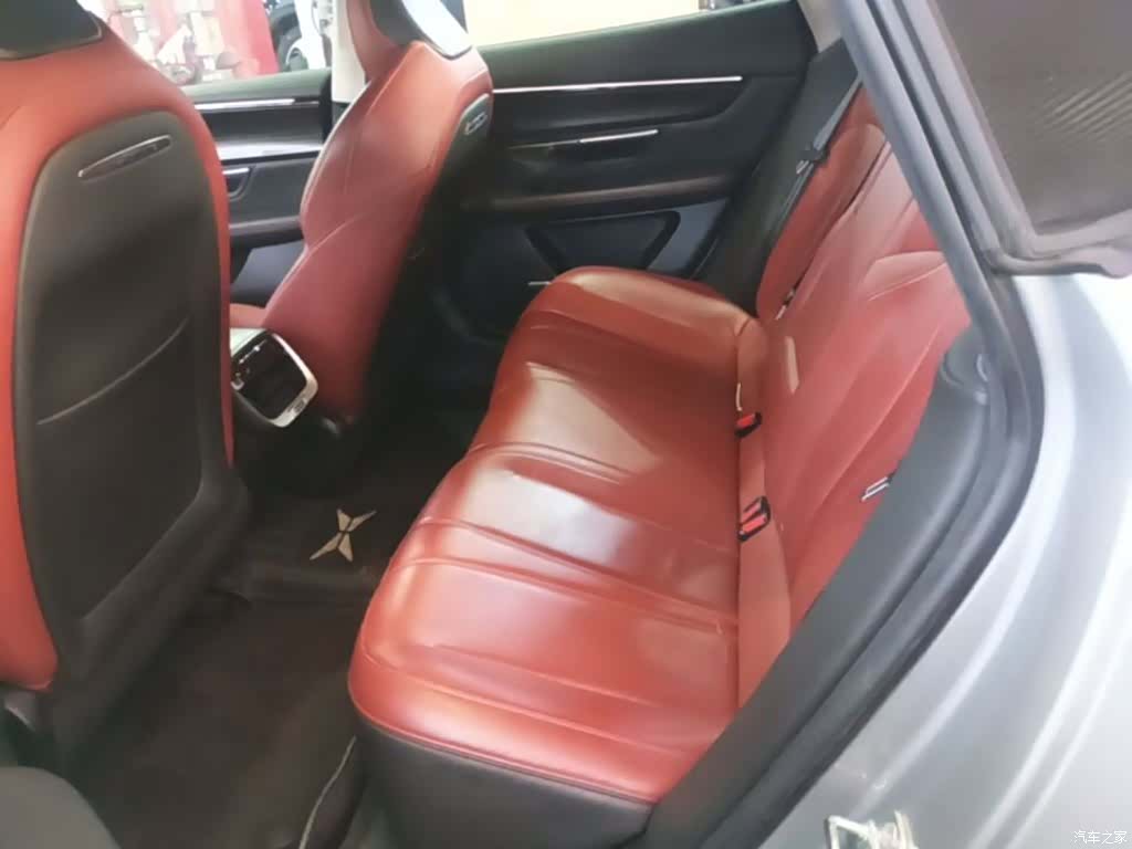 Xpeng P7, 2021 17
